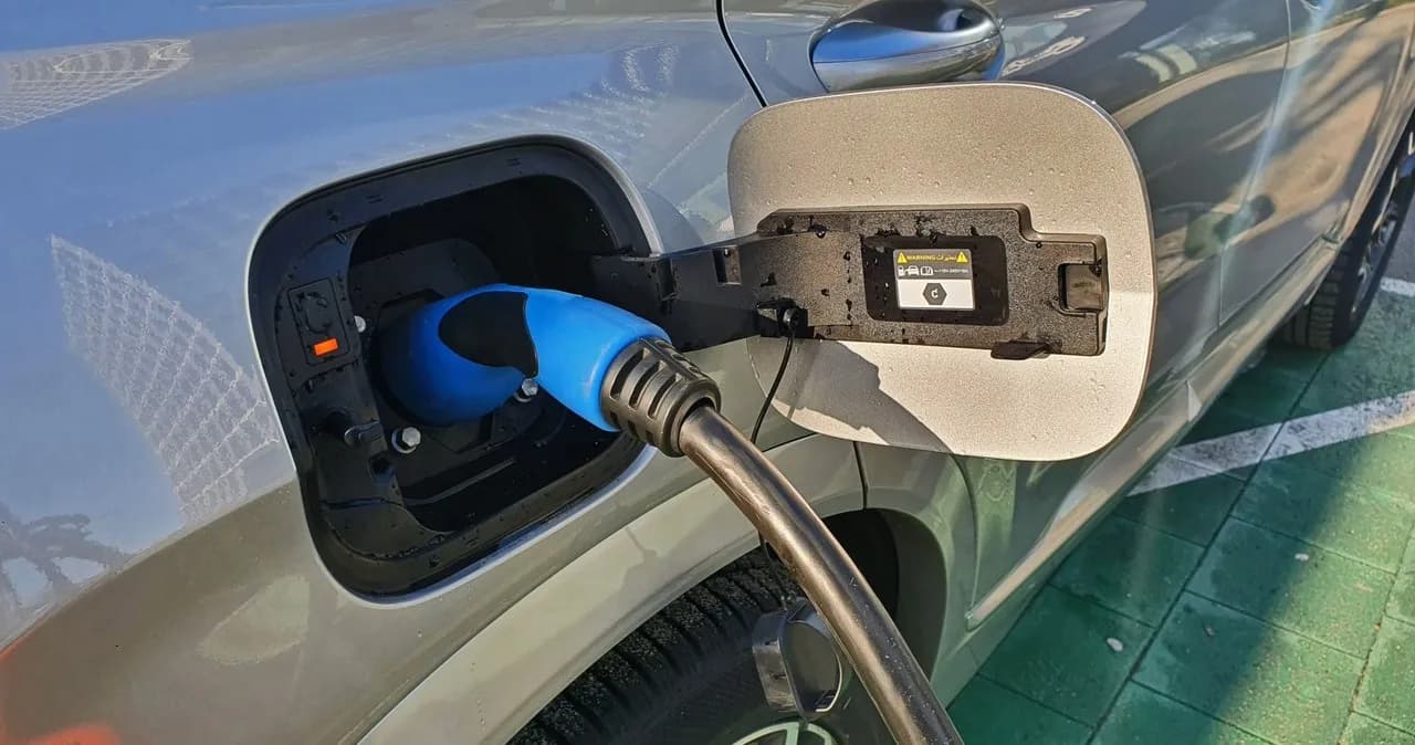 Co zamiast hybryd na polskim rynku: 5 ekologicznych alternatyw 2025