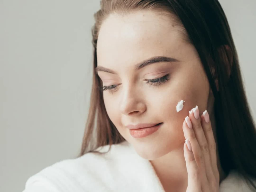 Lekki krem nawilżający niekomedogenny - najlepszy wybór dla Twojej skóry